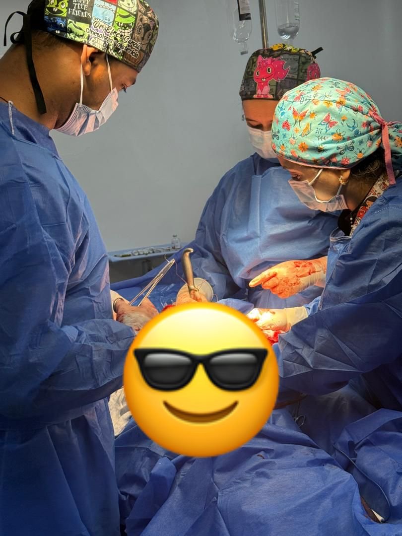 Dr. Efrén García - Especialista